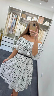 OFF SHOULDER POLKA KLEID