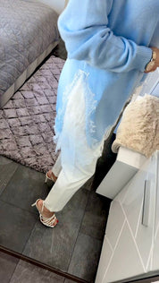 LACE TOUCH ASYMETRIC PULLOVER