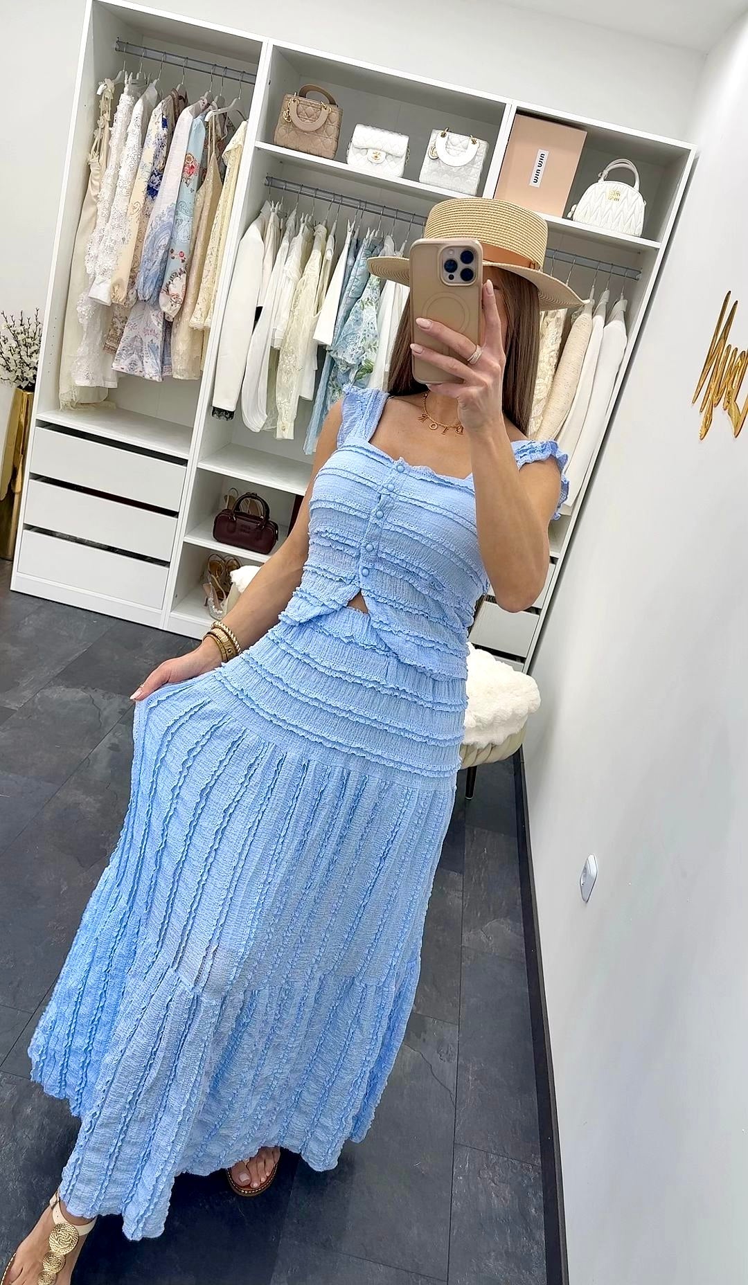 BELLA VOLANT SET