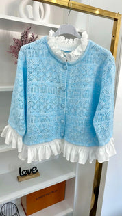 ROMANTIC RUFFLE KNIT JACKE