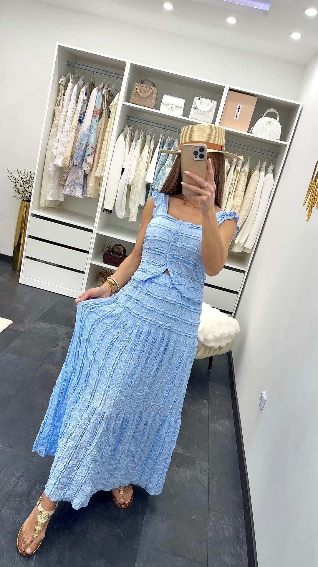 BELLA VOLANT SET