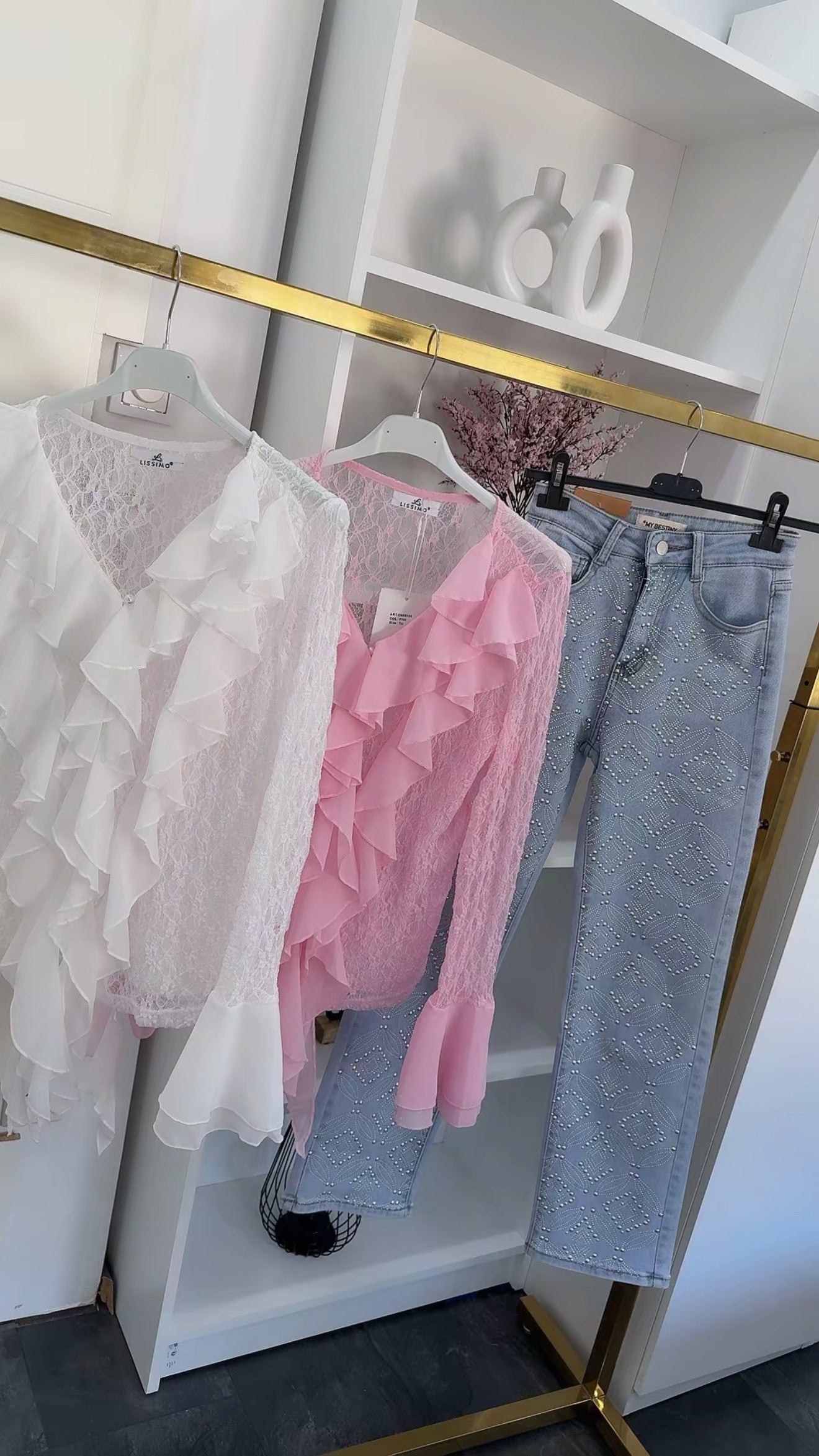 COUTURE LACE BLUSE
