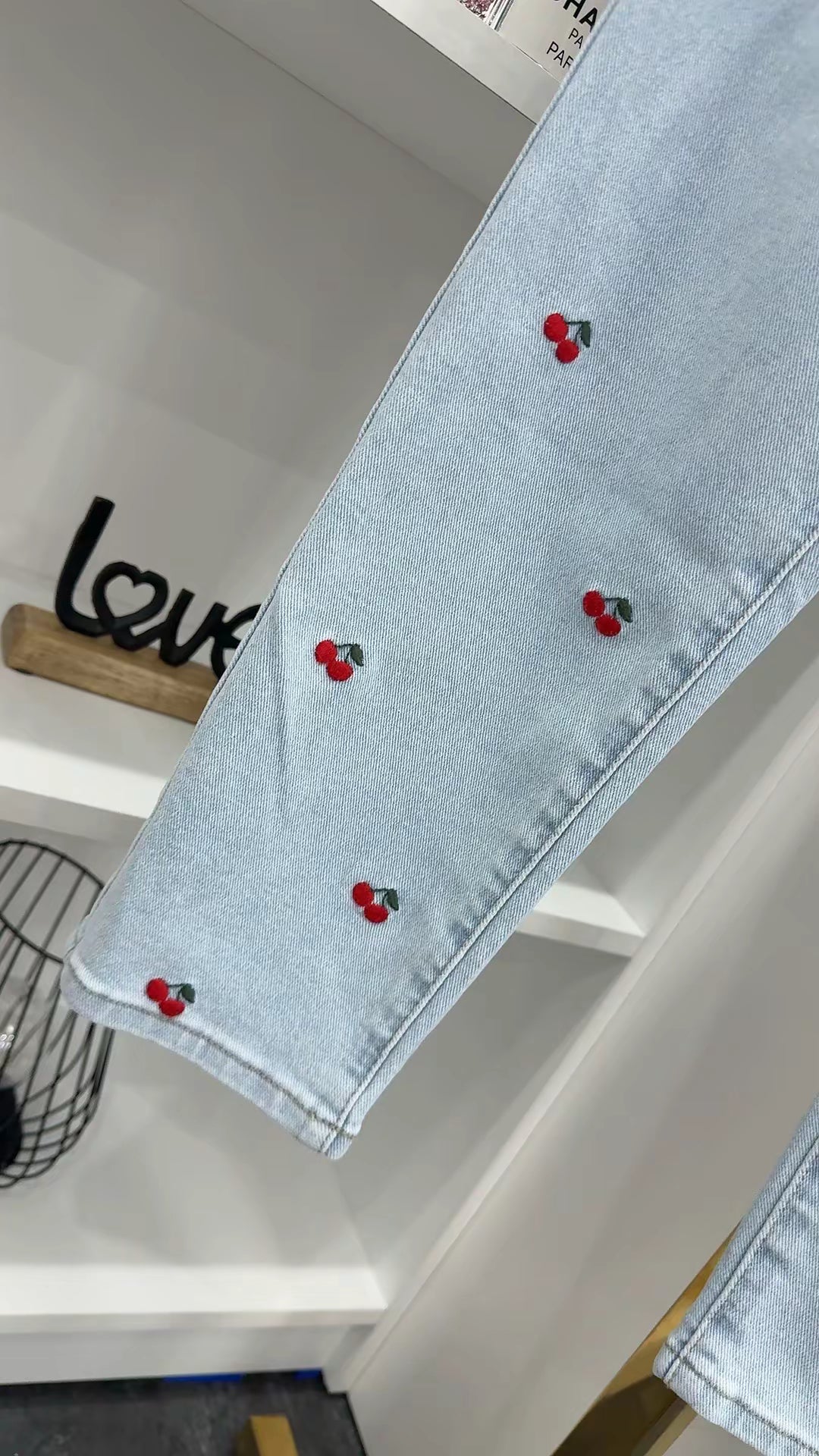 CHERRY CHIC MOM JEANS