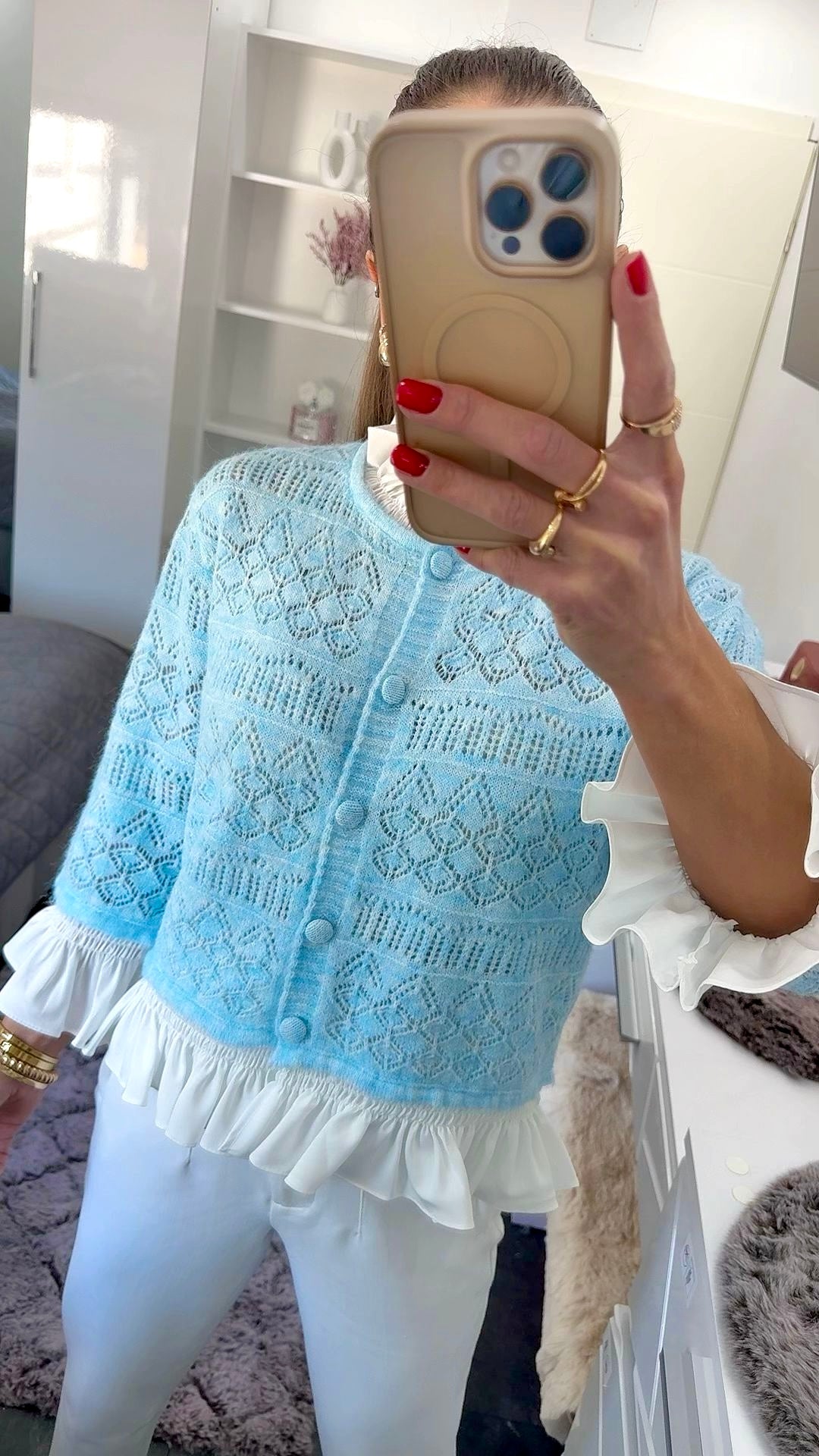 ROMANTIC RUFFLE KNIT JACKE