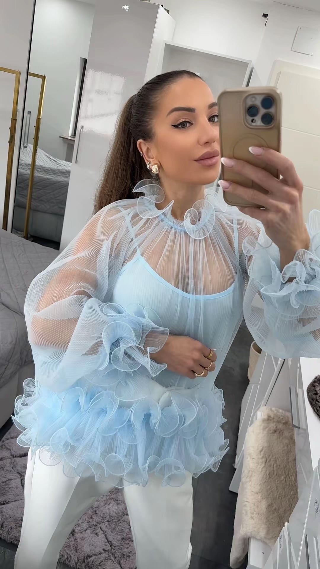 MAISON ELEGANZÈ 3-D BLUSE