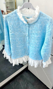 ROMANTIC RUFFLE KNIT JACKE