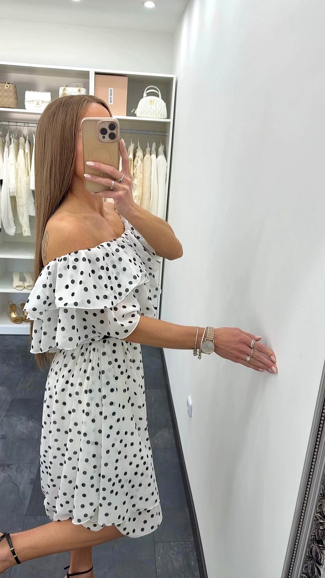 OFF SHOULDER POLKA KLEID