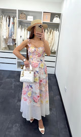 ROMANTIC FLORAL KLEID